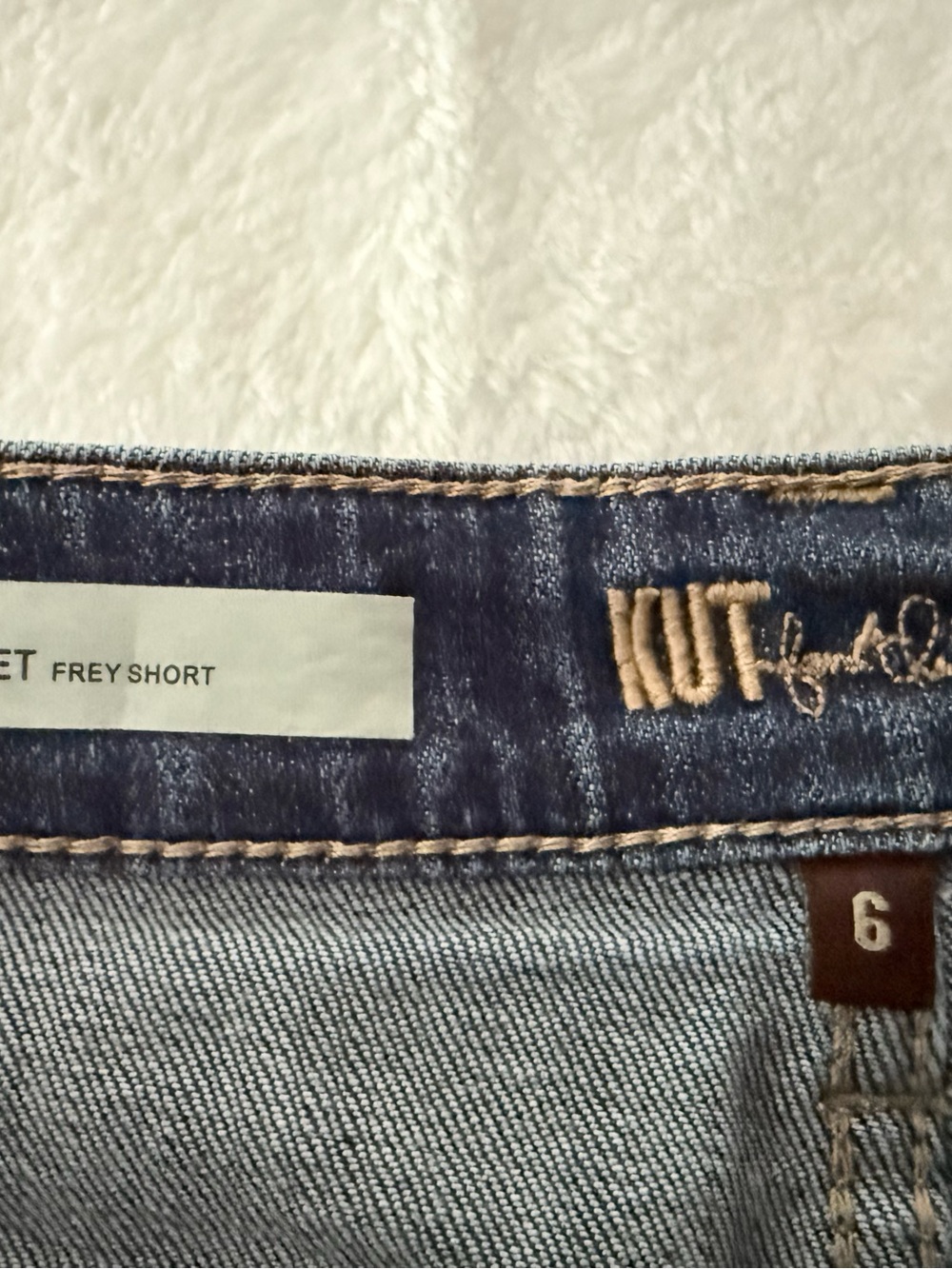 Kut From The Kloth Gidget Frey Denim Shorts 6 - Picture 5 of 11
